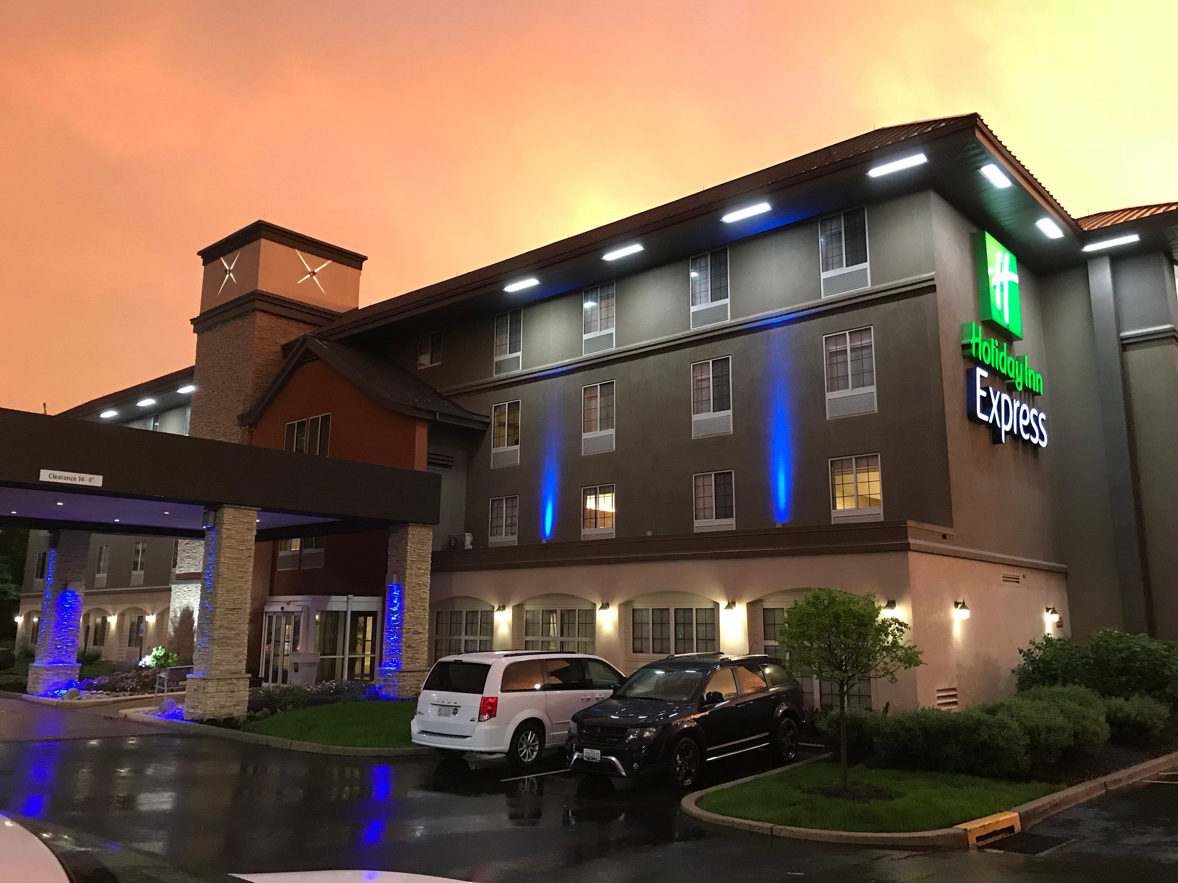 Holiday Inn Express Philadelphia Ne - Langhorne By Ihg Eksteriør billede