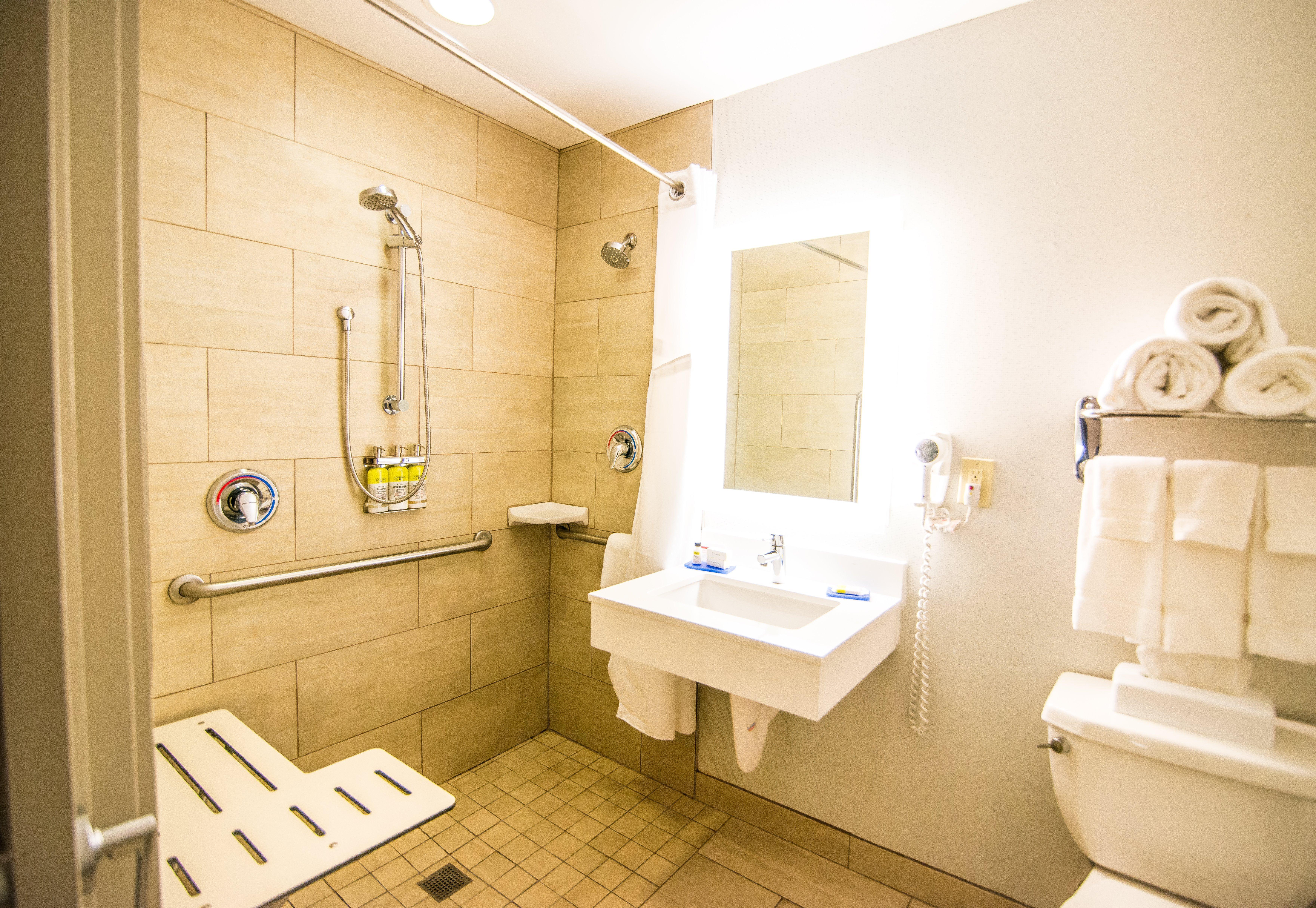 Holiday Inn Express Philadelphia Ne - Langhorne By Ihg Eksteriør billede