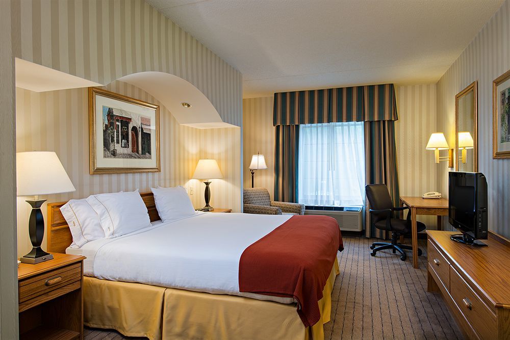 Holiday Inn Express Philadelphia Ne - Langhorne By Ihg Eksteriør billede